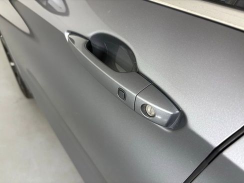 Used 2024 Mitsubishi Outlander SE image 12