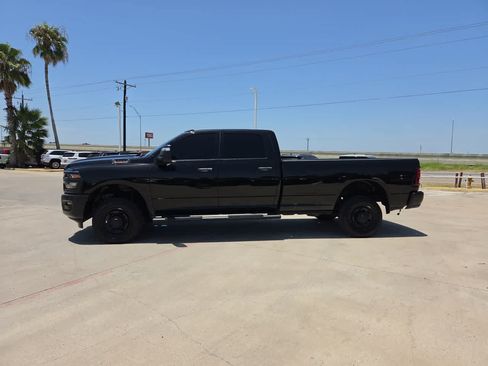 Used 2025 RAM 2500 Tradesman AWD/4WD image 11