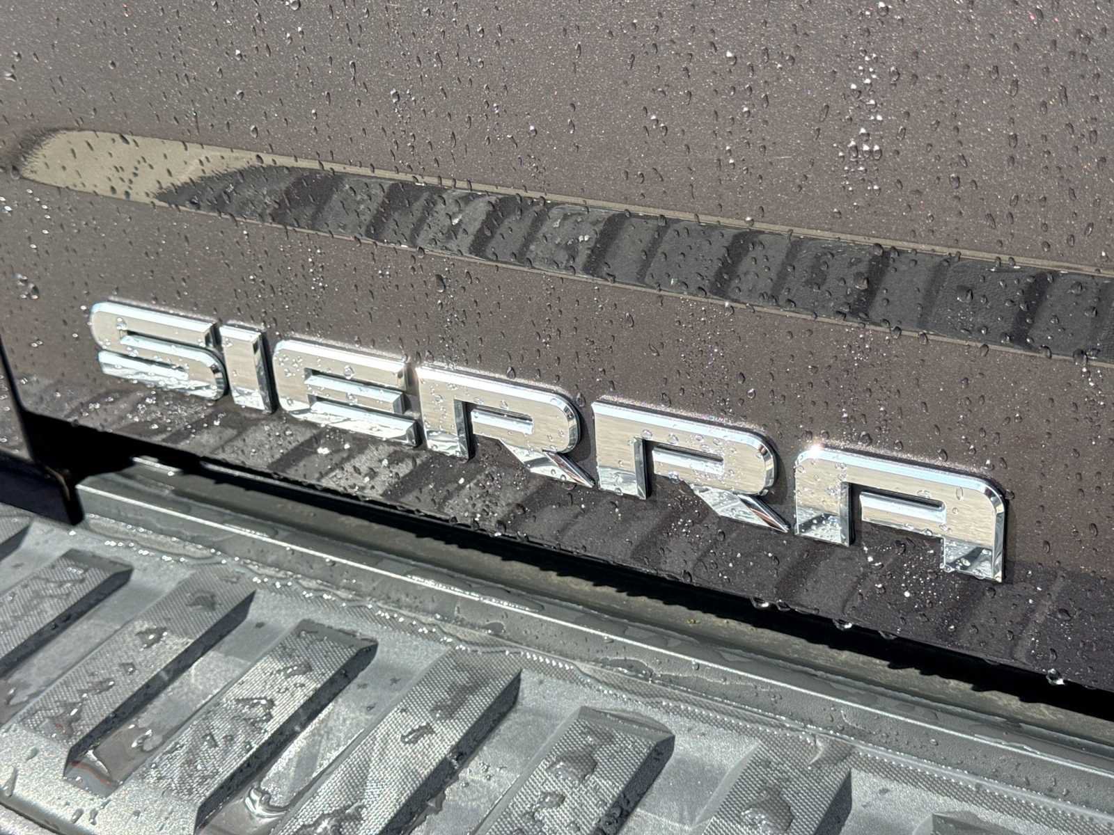 Used 2015 GMC Sierra 1500 SLE AWD/4WD image 12