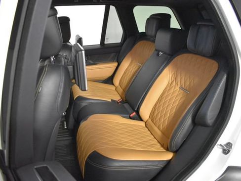 Used 2020 Land Rover Range Rover SV Autobiography Dynamic AWD/4WD image 35