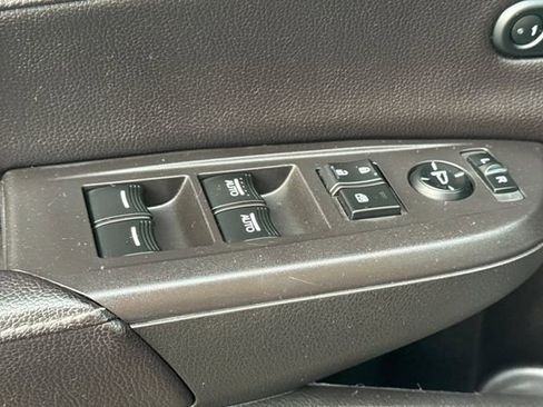 Used 2019 Acura ILX w/ Premium Package image 12