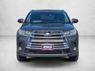 Used 2019 Toyota Highlander Limited Platinum AWD/4WD video 2