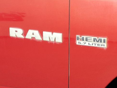 Used 2010 Dodge Ram 1500 Truck SLT w/ Luxury Group image 4