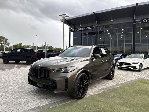 Used 2024 BMW X5 xDrive40i w/ M Sport Package AWD/4WD image 2