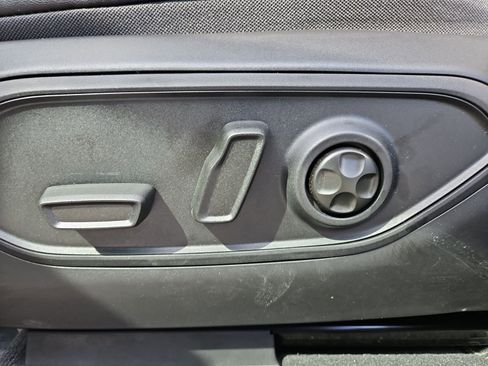 New 2026 Jeep Grand Cherokee L Limited AWD/4WD image 21