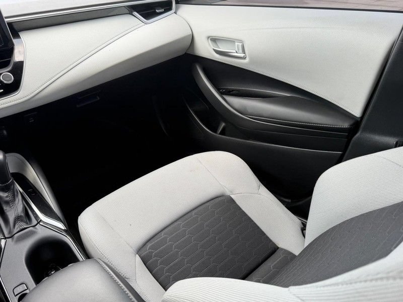Used 2024 Toyota Corolla SE FWD image 15