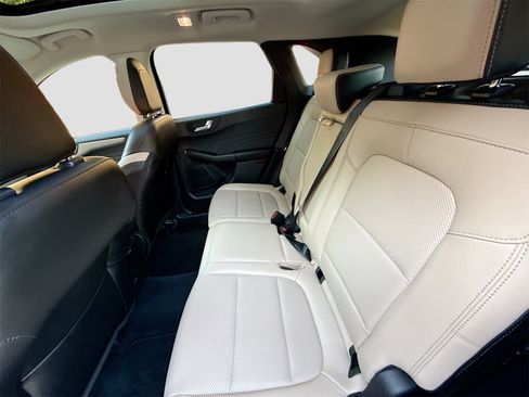 Used 2022 Ford Escape SEL image 26