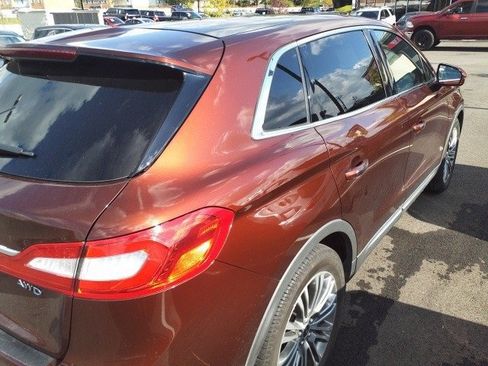 Used 2016 Lincoln MKX Reserve w/ Climate Package image 12