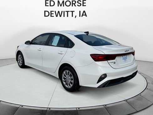 Used 2023 Kia Forte LX FWD image 3