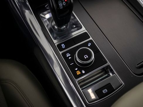 Used 2020 Land Rover Range Rover Sport HSE AWD/4WD image 33