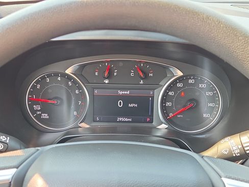Used 2025 Chevrolet Blazer LT FWD image 21