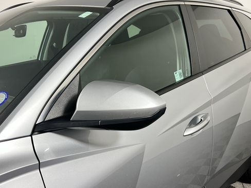 Used 2025 Hyundai Tucson SEL FWD image 12