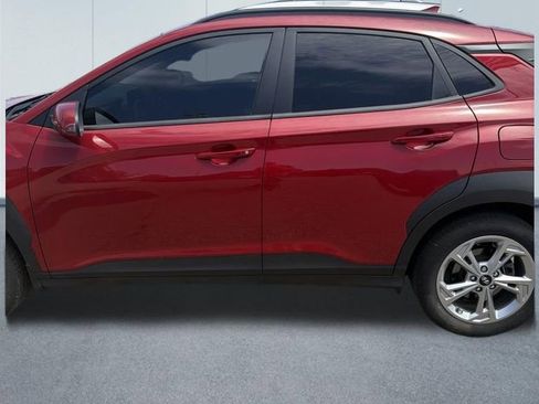 Used 2022 Hyundai Kona SEL w/ Winter Weather Package AWD/4WD image 6