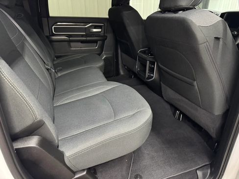Used 2020 RAM 2500 Big Horn w/ Level 1 Equipment Group AWD/4WD image 17