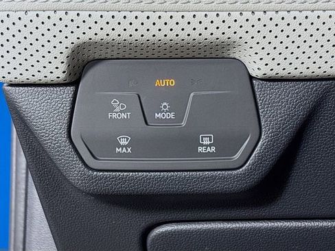 New 2026 Volkswagen Atlas Cross Sport SEL Premium R-Line AWD/4WD image 10