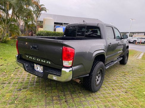 Used 2016 Toyota Tacoma SR5 image 25