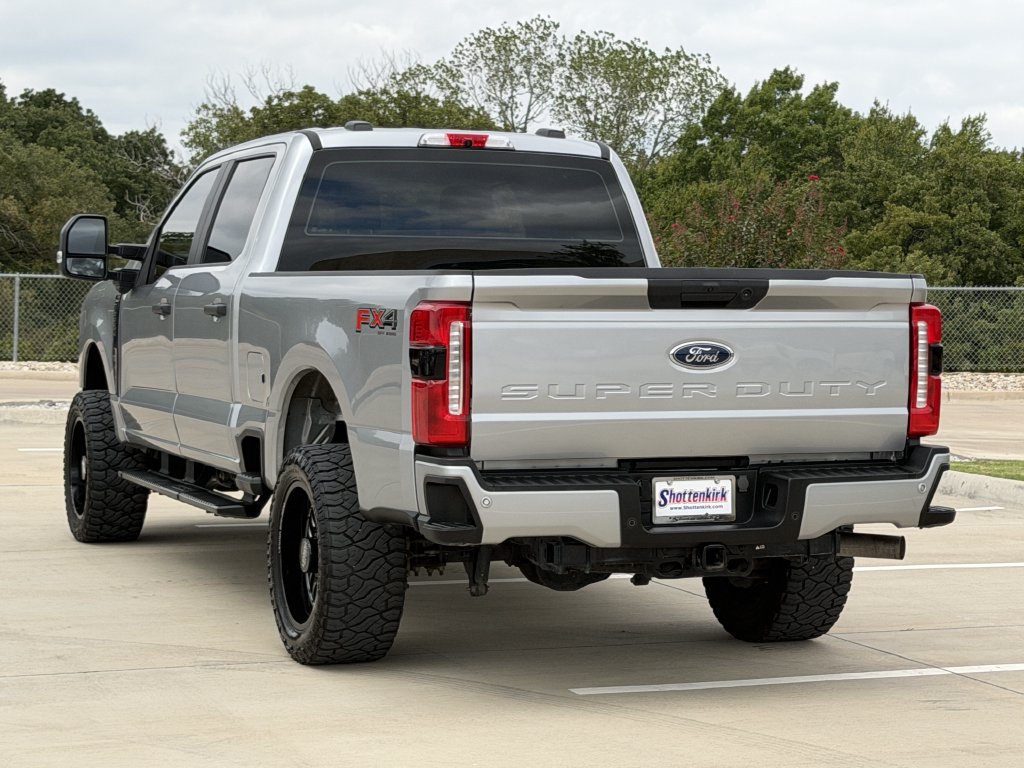 Used 2024 Ford F250 XL w/ STX Appearance Package AWD/4WD image 4