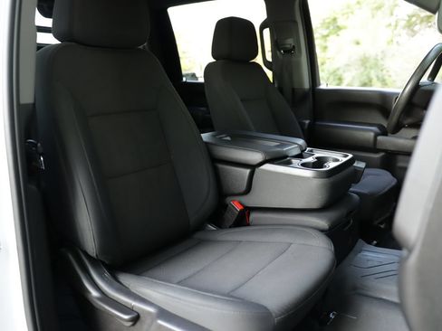 Used 2024 Chevrolet Silverado 2500 Custom AWD/4WD image 32