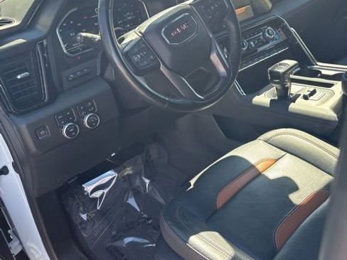 Used 2023 GMC Sierra 1500 AT4 w/ AT4 Premium Package image 15
