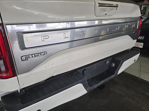 Used 2017 Ford F150 Platinum w/ Technology Package image 30
