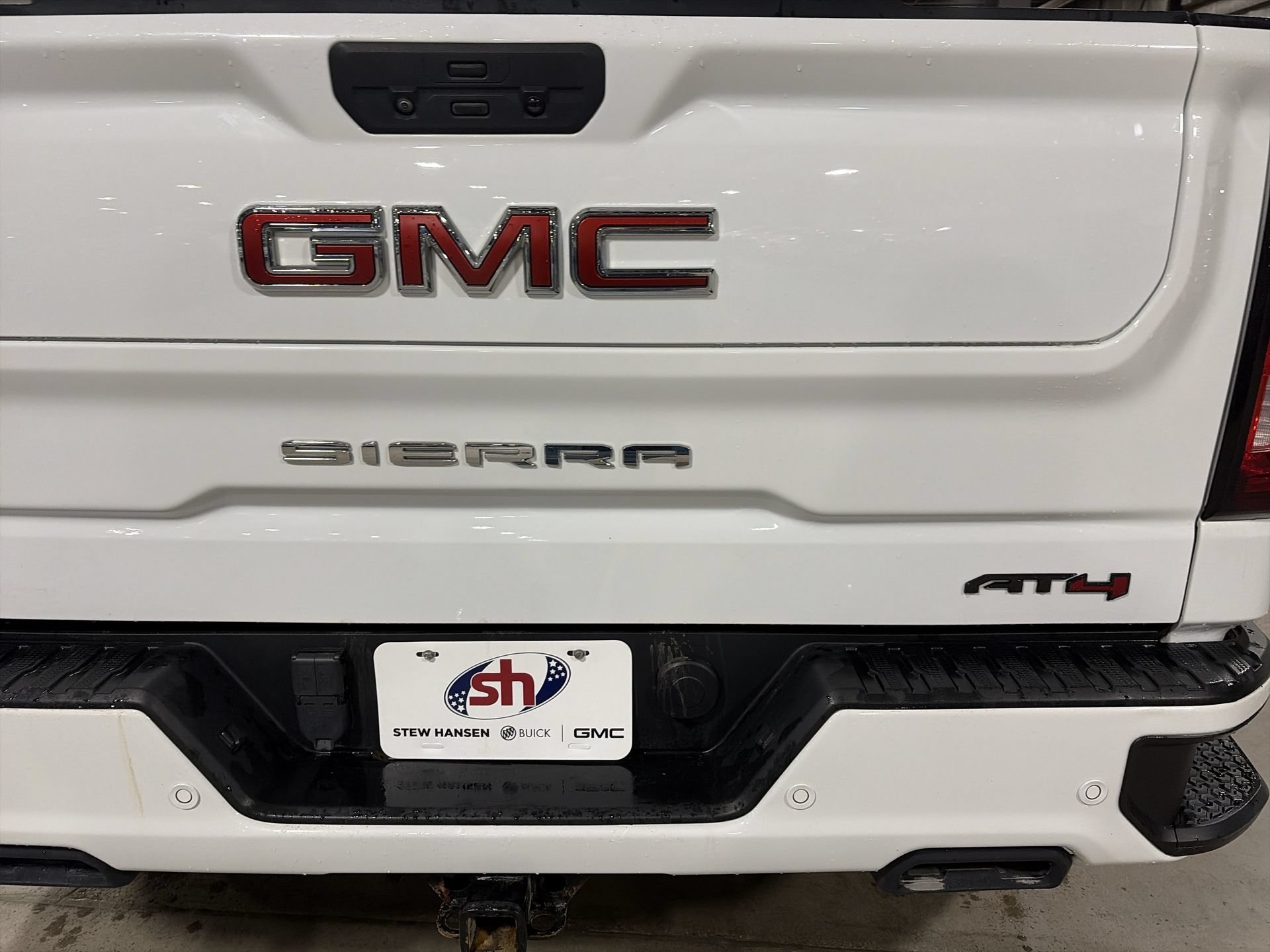 Used 2021 GMC Sierra 1500 AT4 w/ AT4 Carbonpro Edition AWD/4WD image 33