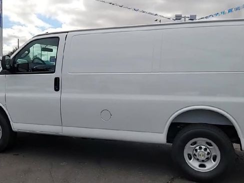 New 2025 Chevrolet Express 2500 w/ Driver Convenience Package image 6