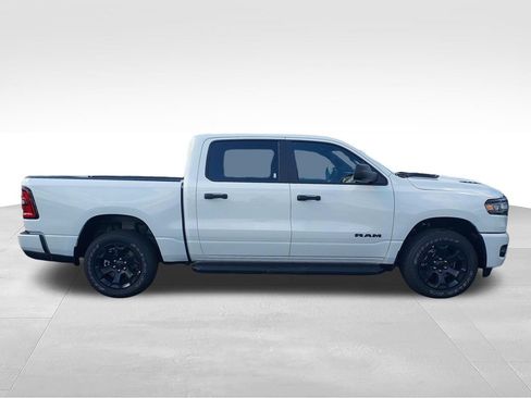 New 2026 RAM 1500 Express AWD/4WD image 6
