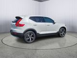 New 2025 Volvo XC40 B5 Core image 2