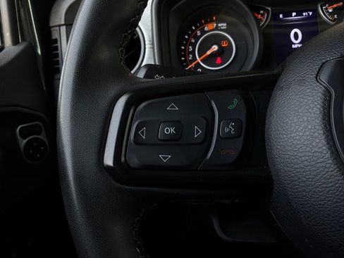 Used 2025 Jeep Wrangler Unlimited Sport AWD/4WD image 32
