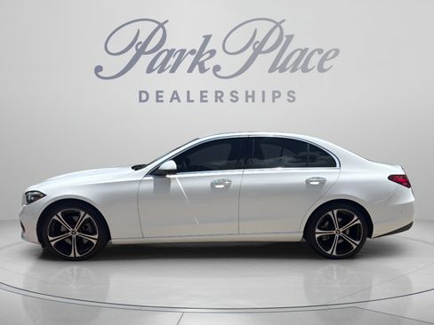 Used 2025 Mercedes-Benz C 300 Sedan image 2