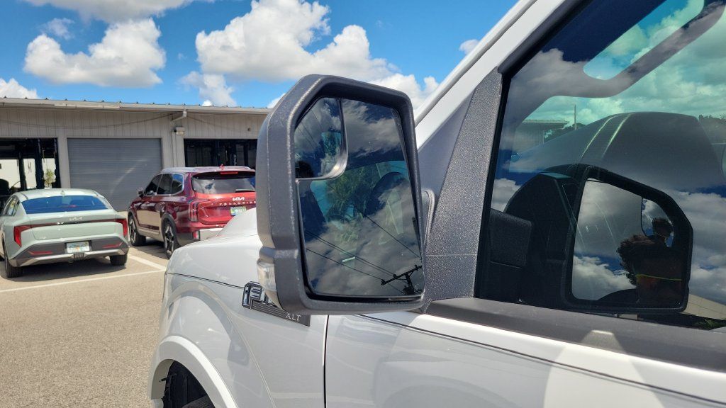 Used 2019 Ford F150 XLT w/ Equipment Group 302A Luxury RWD image 11