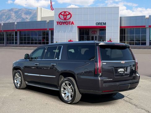 Used 2015 Cadillac Escalade ESV Luxury AWD/4WD image 5