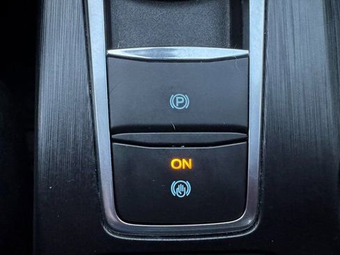 Used 2022 Ford Escape SE w/ Convenience Package image 36