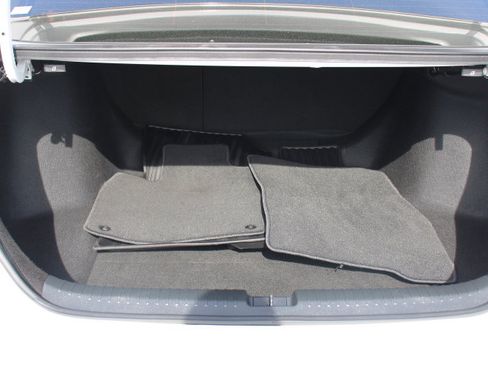 Used 2025 Honda Accord Sport image 14