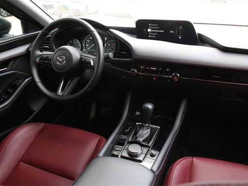 Used 2025 MAZDA MAZDA3 Carbon image 30