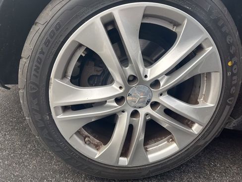 Used 2010 Mercedes-Benz E 350 E 350 image 10