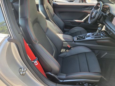 Certified 2022 Porsche 911 GT3 RWD image 28