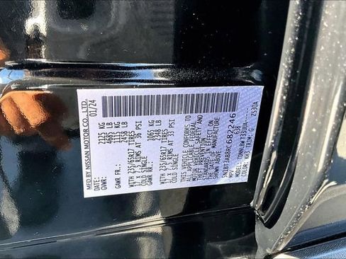 Certified 2024 Nissan Rogue S image 19