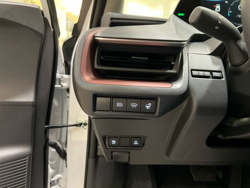 New 2026 Toyota Prius Plug-In Hybrid image 19