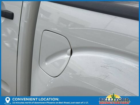 Used 2017 Nissan Frontier SV w/ SV Value Truck Package AWD/4WD image 15
