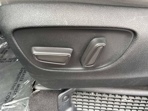 Used 2022 Toyota Sienna LE FWD image 23