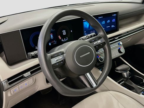 Used 2025 Hyundai Tucson SEL image 18