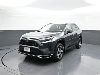 New 2025 Toyota RAV4 SE