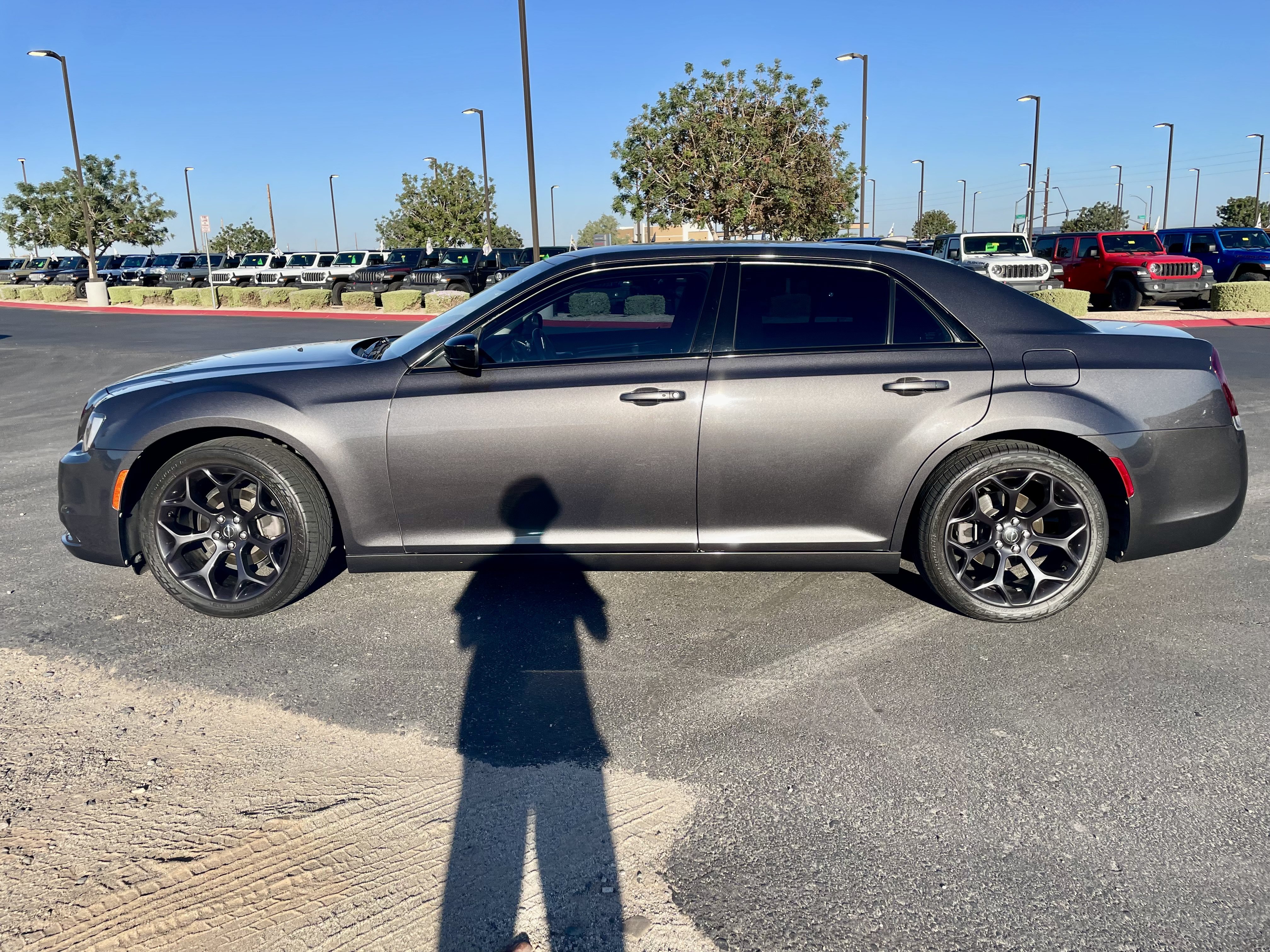 Used 2020 Chrysler 300 Touring w/ Sport Appearance Package RWD image 2