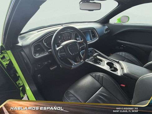 Used 2015 Dodge Challenger SRT Hellcat image 21