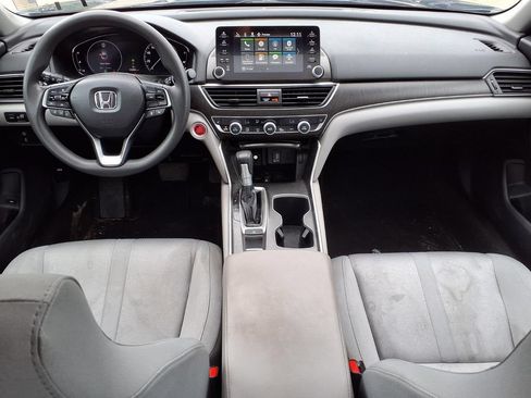 Used 2018 Honda Accord EX image 9