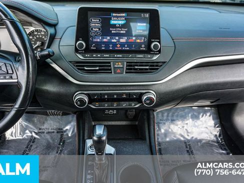 Used 2022 Nissan Altima 2.5 SR w/ Midnight Edition Package image 39