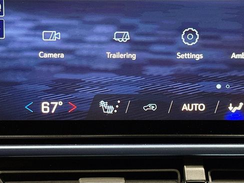 New 2026 Chevrolet Equinox EV LT FWD image 23