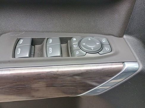 Used 2021 Chevrolet Silverado 2500 LTZ w/ LTZ Plus Package image 24