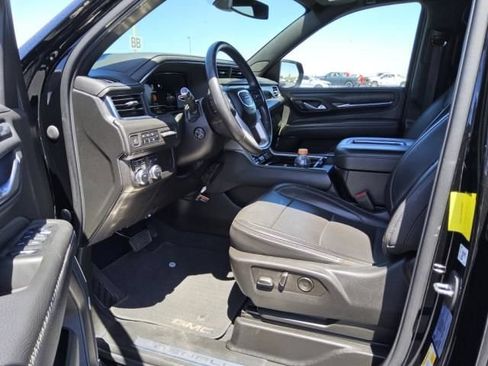 Used 2022 GMC Yukon Denali AWD/4WD image 5